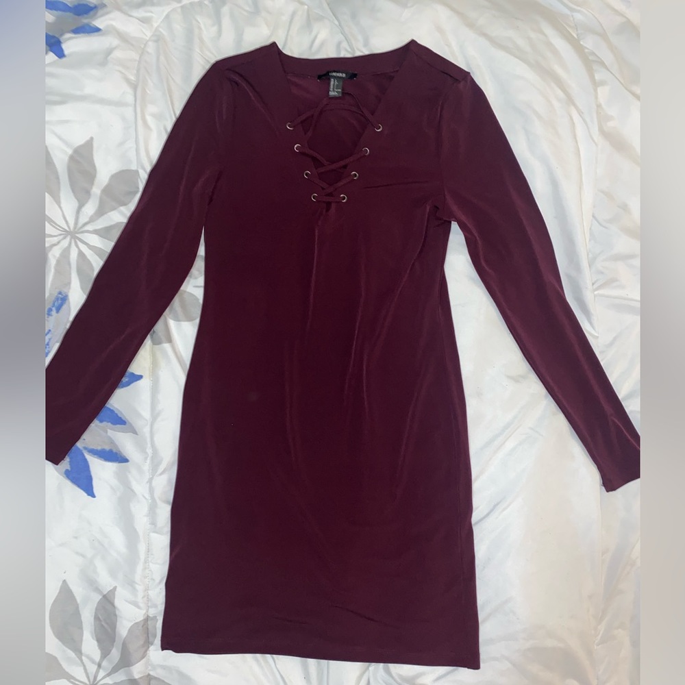 Forever 21 fitted long sleeve burgundy dress